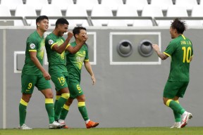 英雄联盟赛事 -包含北京国安内部会议纪要流出：窗口期单刀错失；英超使命明确；身体对抗强度拉满的词条